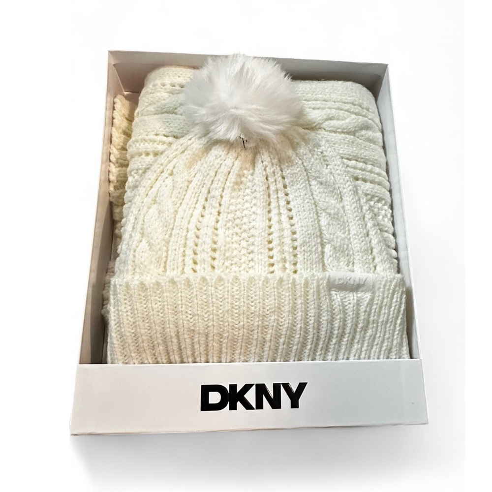 DKNY Cream Knit Scarf and Beanie Set NEW in Box OS Cream color